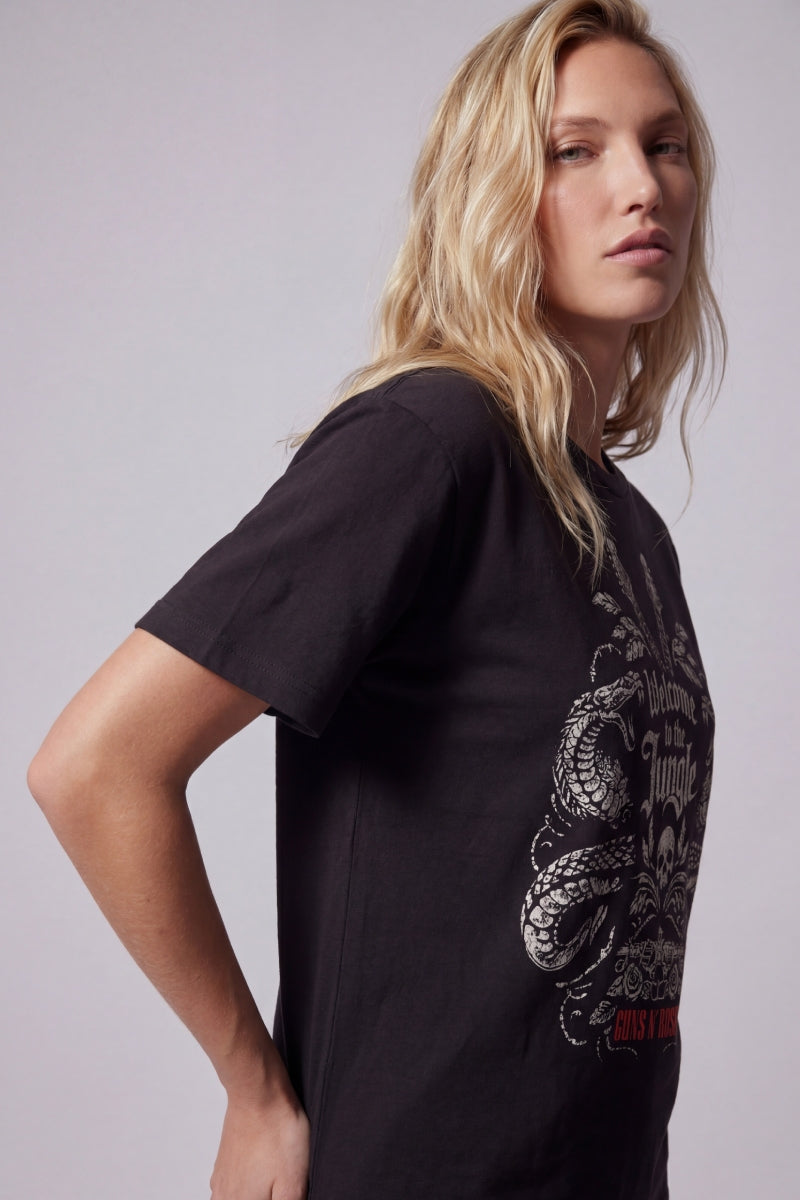 Remera Guns